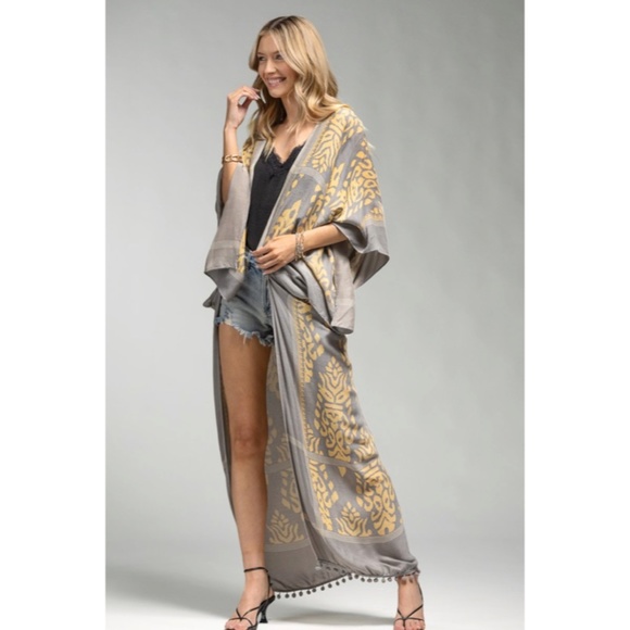 SOLD OUT Gray & Yellow Damask Print Pompom Trim Bohemian Kimono Wrap Coverup - Picture 3 of 5